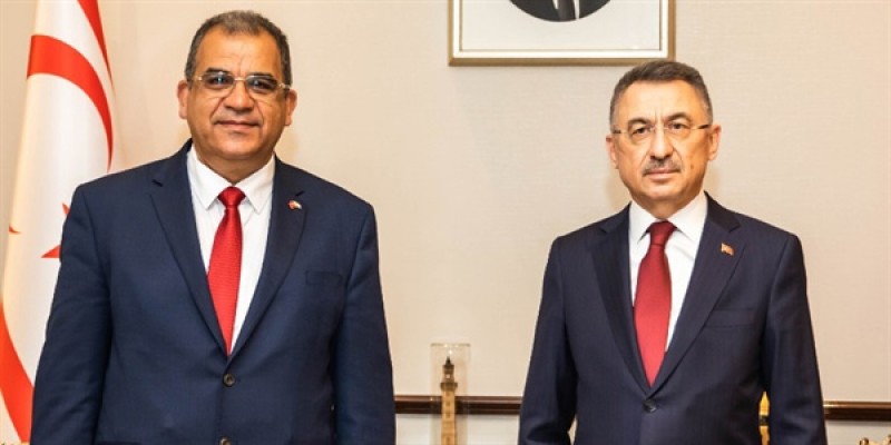 Cumhurbaşkanı yardımcısı Oktay, Sucuoğlu'nu kutladı