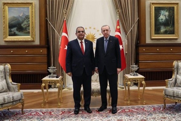Erdoğan,  Başbakan  Sucuoğlu'nu kabul etti
