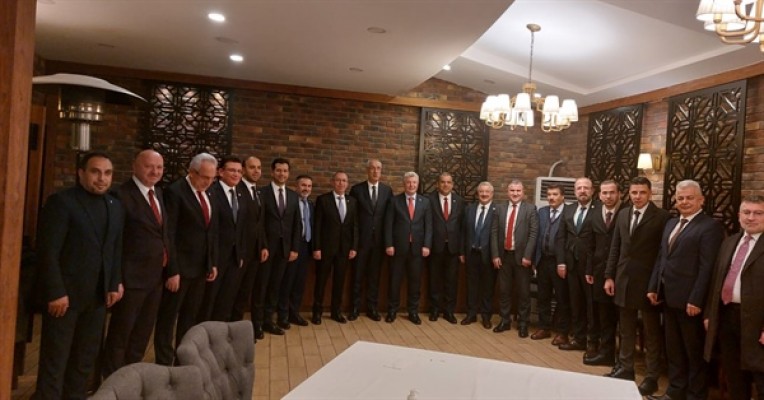 Sucuoğlu,  AK Parti ve MHP Milletvekilleri ile bir araya geldi