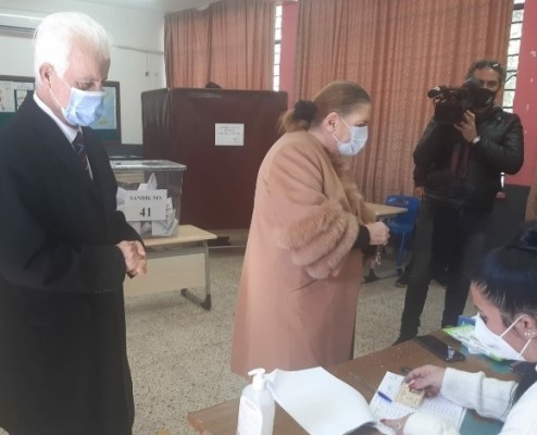 Talat, Eroğlu ve Akıncı da oylarını kullandı