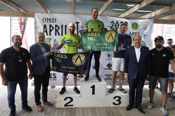 Tatar Triatlon yarışlarının ödüllerini verdi