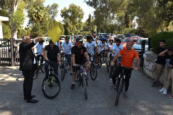 “Atam, ışığınla geleceğe sürüyoruz” bölgesel bisiklet sürüşü etkinliği yapılıyor