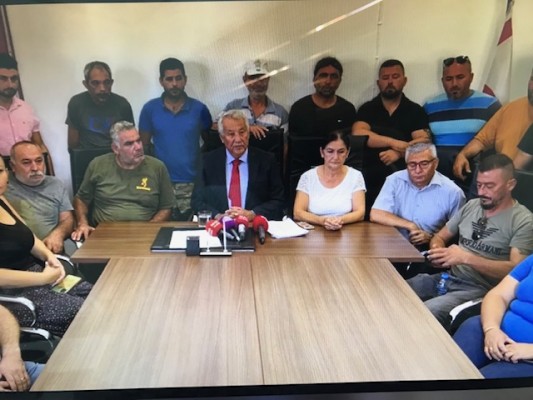 Habil Tülücü ve meclis üyeleri UBP'den istifa etti