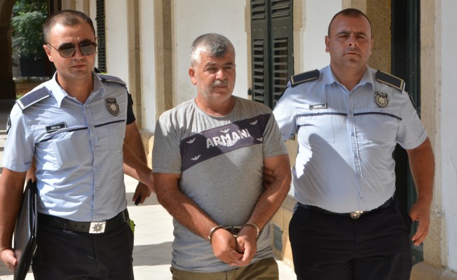 Kaçak işçi çalıştıran Mehmet Kurt tutuksuz yargılanacak