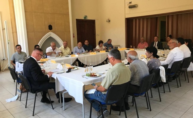 Kıbrıs Türk ve Kıbrıs Rum siyasi partiler  rutin toplantılara yeniden başlıyor