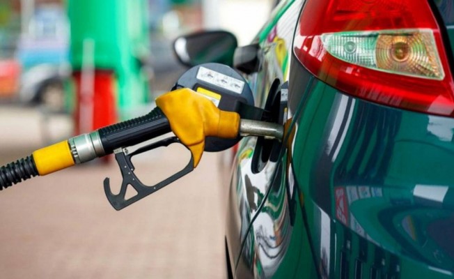 Benzin zamlandı Diesel ve gaz yağı fiyatı değişmedi