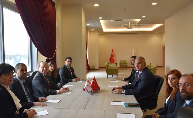 Ataoğlu, TC Turizm Bakanı Ersoy ile bir araya geldi