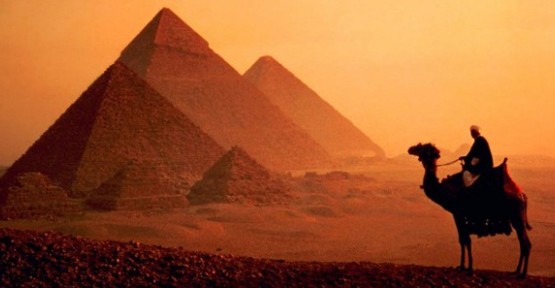 Mısır'da Firavun'dan kiralık piramit!