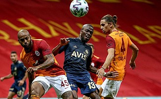 Galatasaray-Fenerbahçe derbisinde gol sesi çıkmadı