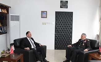 Orgeneral Çardakcı, İçişleri Bakanı Ziya Öztürkler’İ ziyaret etti